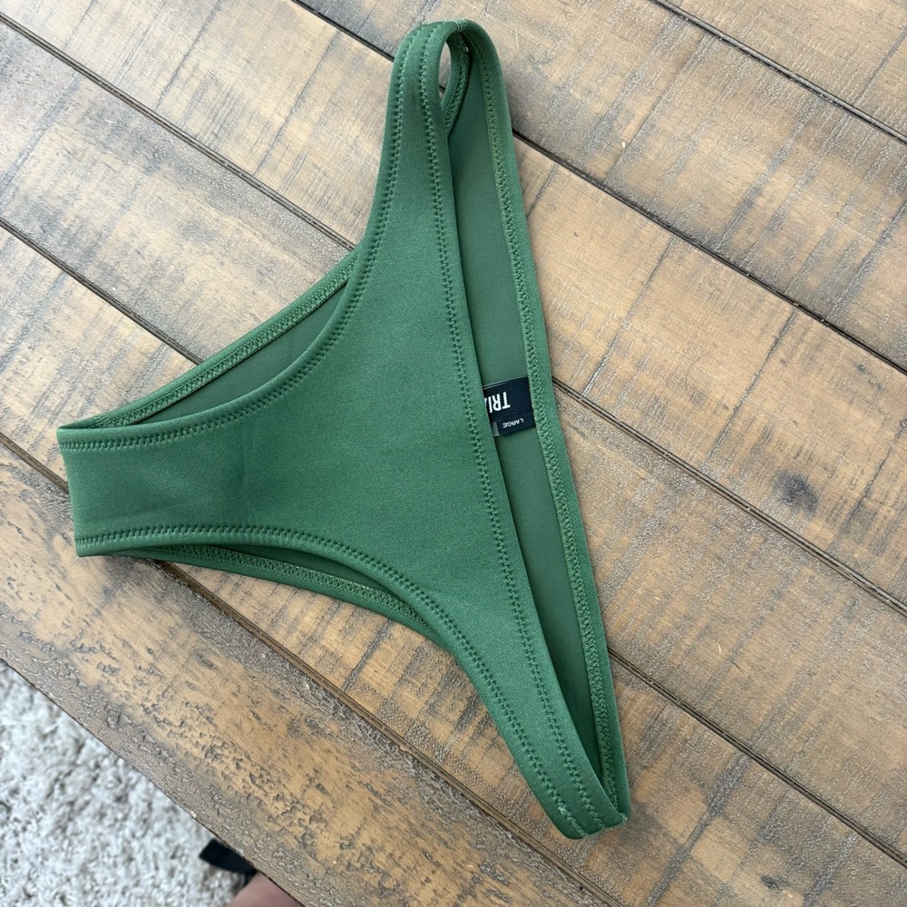 Triangl Swimwear in Vibrant Green - Picture 5 of 6